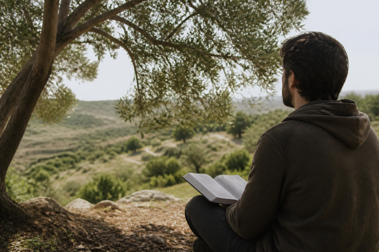 Guide to Exploring the Meaning of Psithurismos in Greek